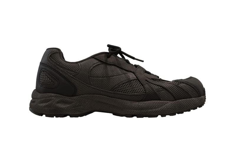 YEEZY 800 « Stealth » : cap sur décembre 2026